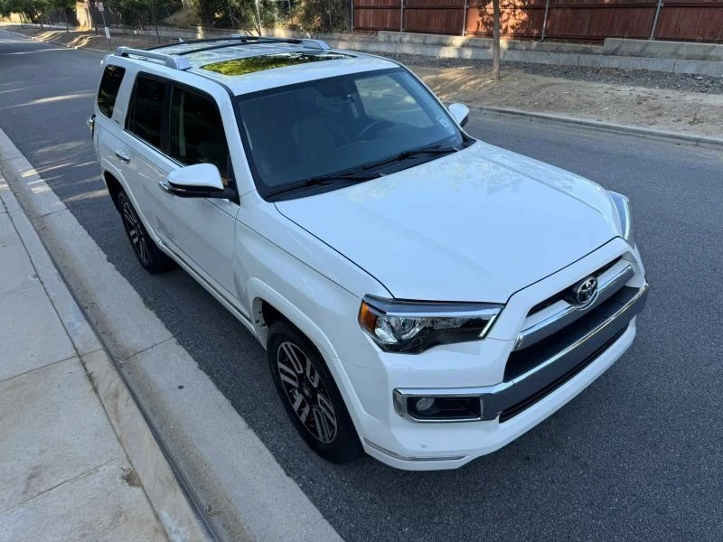 2014 Toyota 4Runner 5th Gen - Image 5 of 20