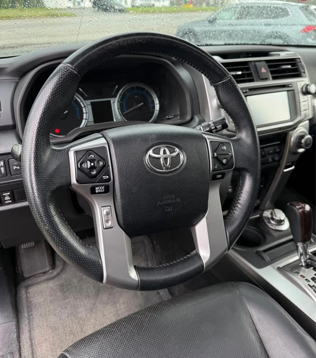 2014 Toyota 4Runner 5th Gen - Image 8 of 18