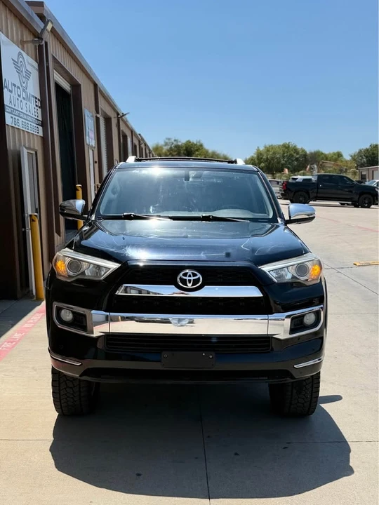 2014 Toyota 4Runner 5th Gen - Image 3 of 12