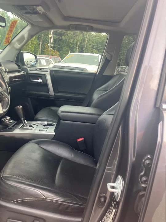 2014 Toyota 4Runner 5th Gen - Image 10 of 12