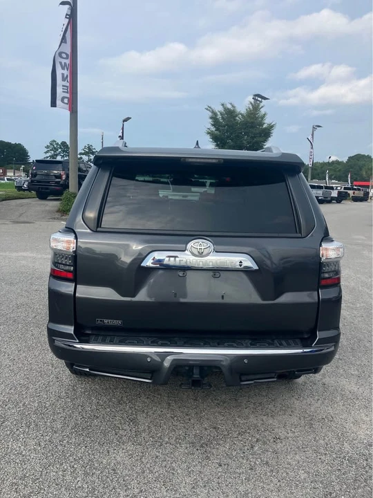 2014 Toyota 4Runner 5th Gen - Image 5 of 12