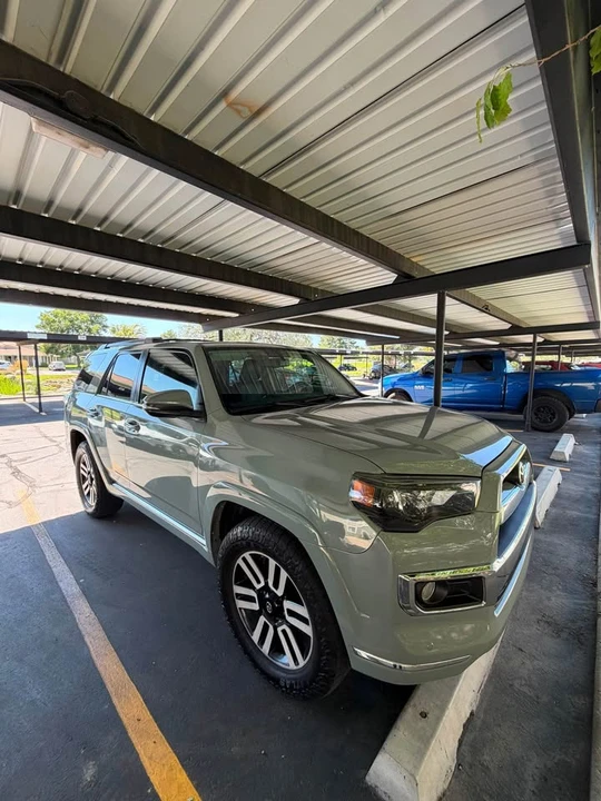 2014 Toyota 4Runner 5th Gen - Image 8 of 11