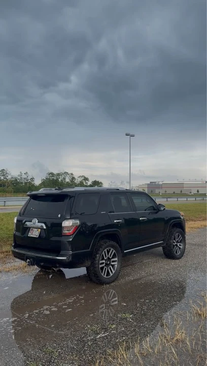 2014 Toyota 4Runner 5th Gen - Image 3 of 9