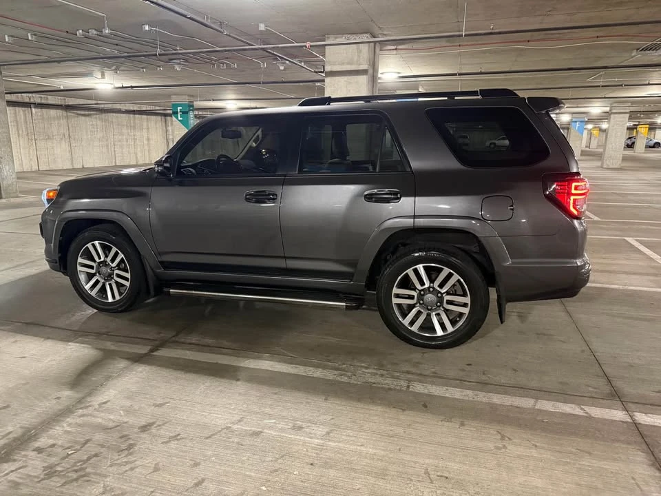 2014 Toyota 4Runner 5th Gen - Image 15 of 18