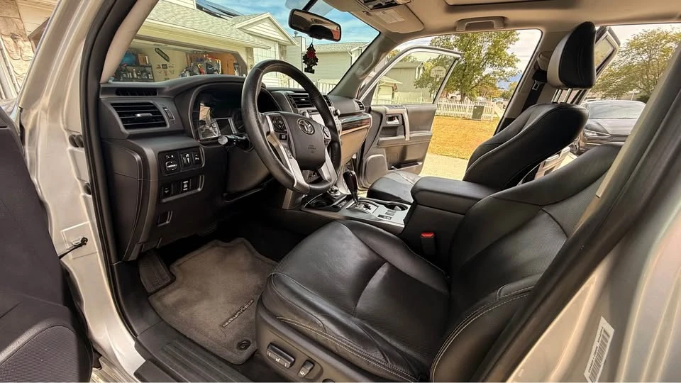 2014 Toyota 4Runner 5th Gen - Image 7 of 8