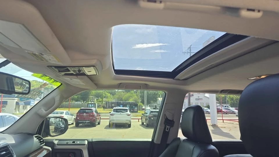 2014 Toyota 4Runner 5th Gen - Image 18 of 18