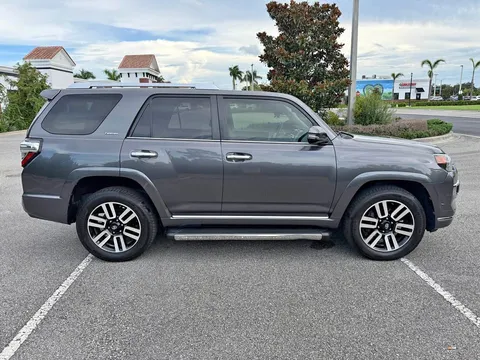 2014 Toyota 4Runner Limited Sport Utility 4D