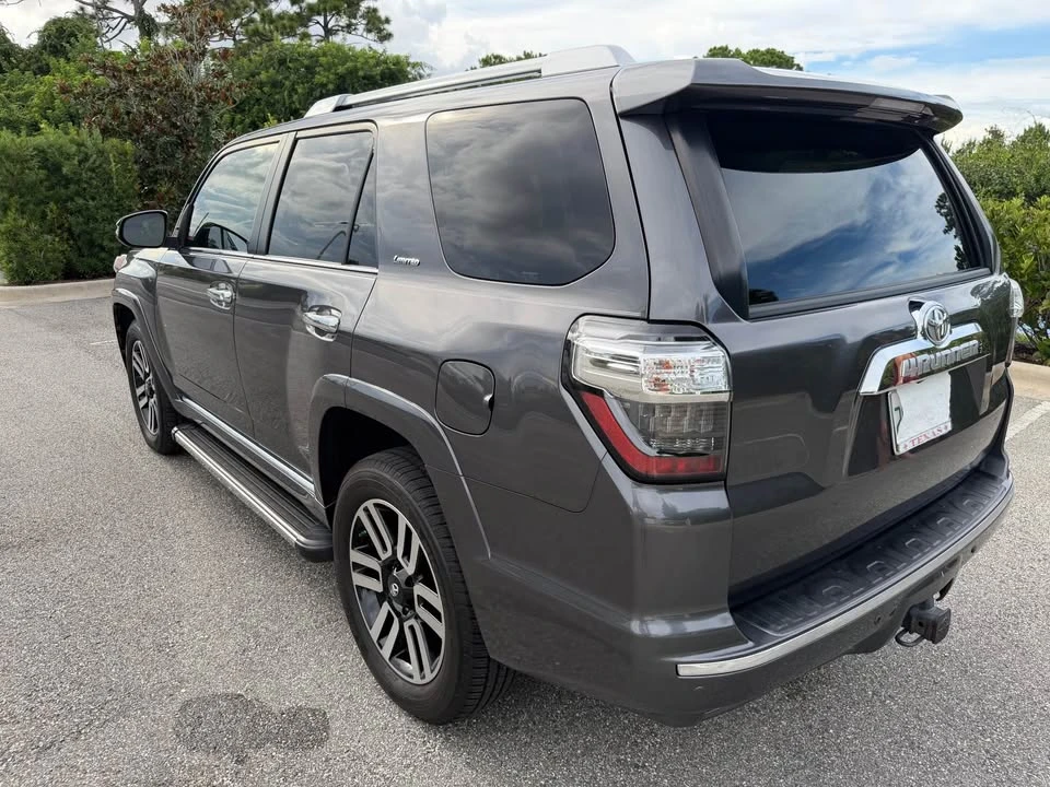2014 Toyota 4Runner 5th Gen - Image 10 of 16