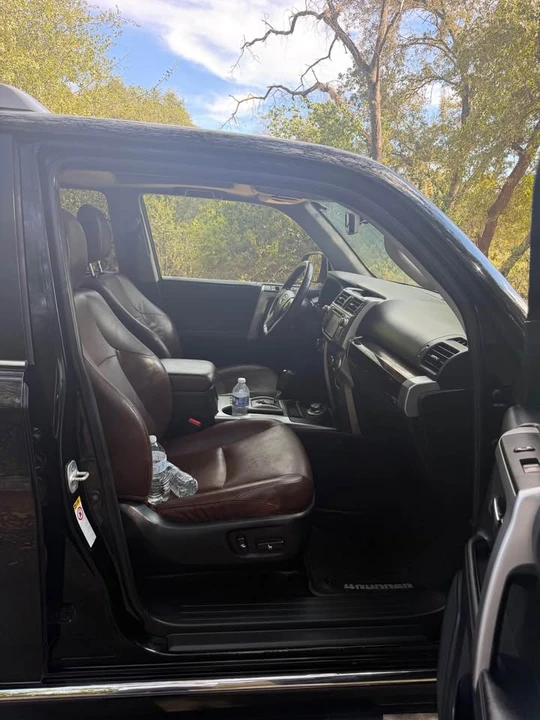 2014 Toyota 4Runner 5th Gen - Image 9 of 12