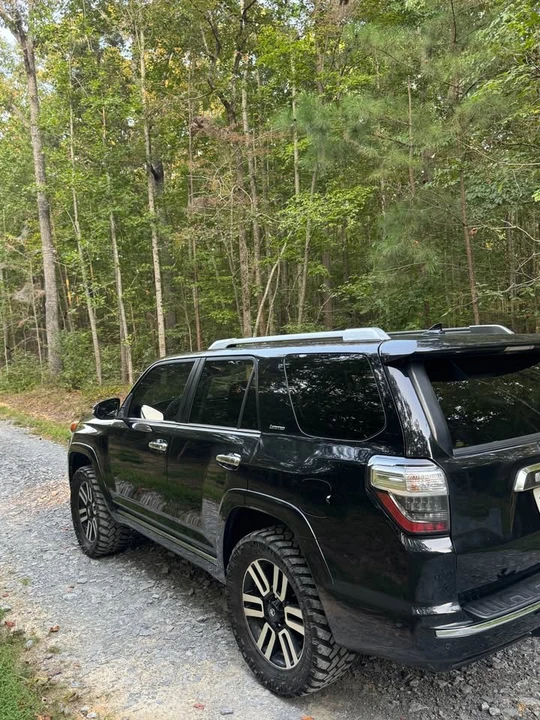2014 Toyota 4Runner 5th Gen - Image 9 of 18