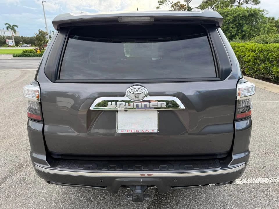 2014 Toyota 4Runner 5th Gen - Image 11 of 16