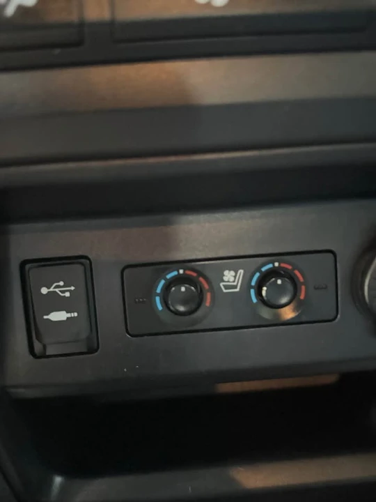 2014 Toyota 4Runner 5th Gen - Image 17 of 18