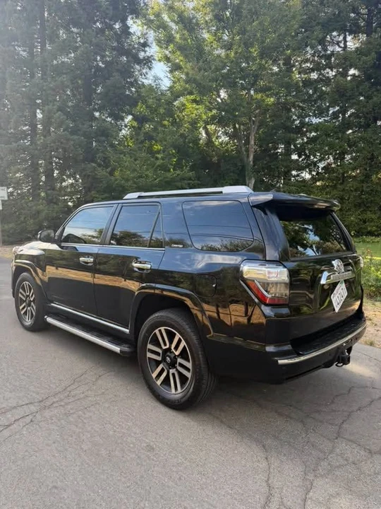 2014 Toyota 4Runner 5th Gen - Image 4 of 10