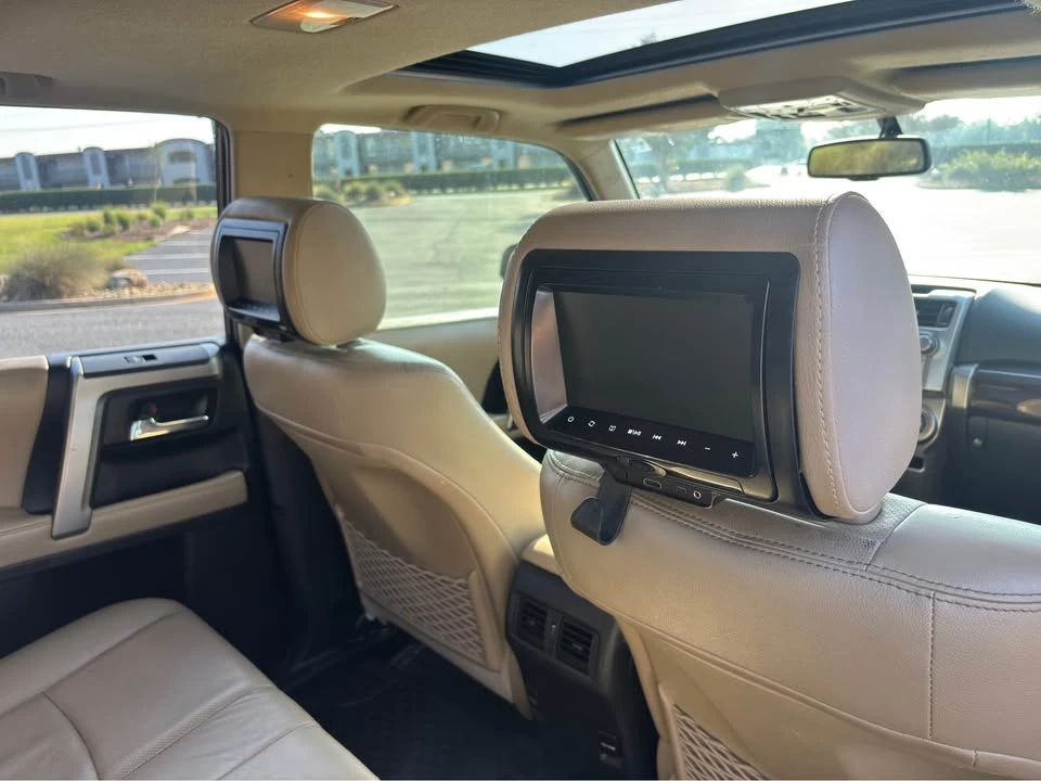 2014 Toyota 4Runner 5th Gen - Image 9 of 20