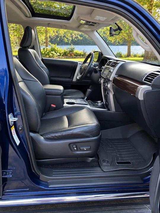 2014 Toyota 4Runner 5th Gen - Image 7 of 12