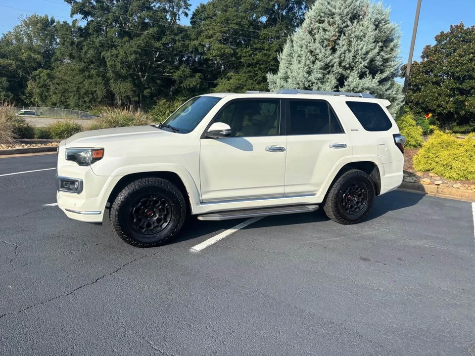 2014 Toyota 4Runner 5th Gen - Image 4 of 20