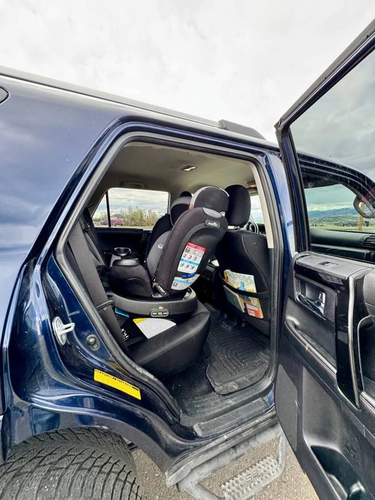 2014 Toyota 4Runner 5th Gen - Image 9 of 10