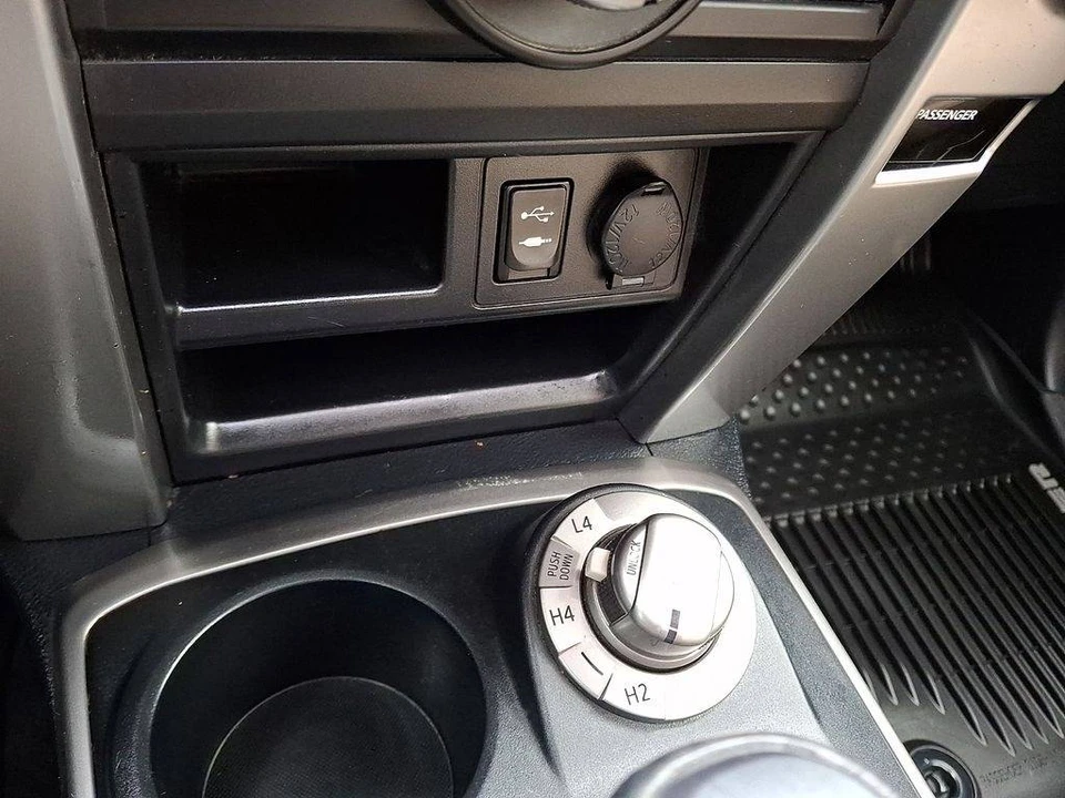 2014 Toyota 4Runner 5th Gen - Image 7 of 7