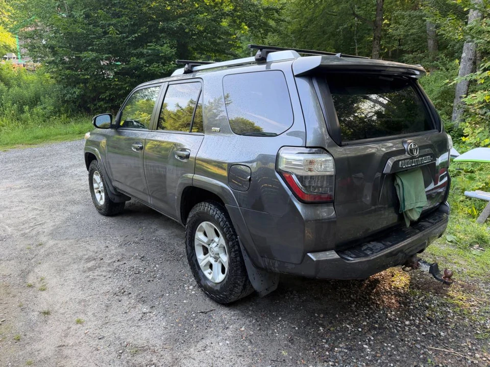 2014 Toyota 4Runner 5th Gen - Image 4 of 17
