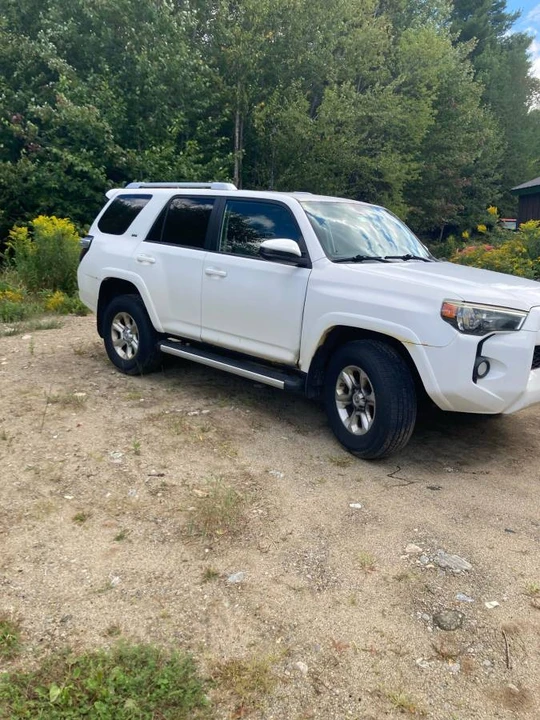 2014 Toyota 4Runner 5th Gen - Image 2 of 9