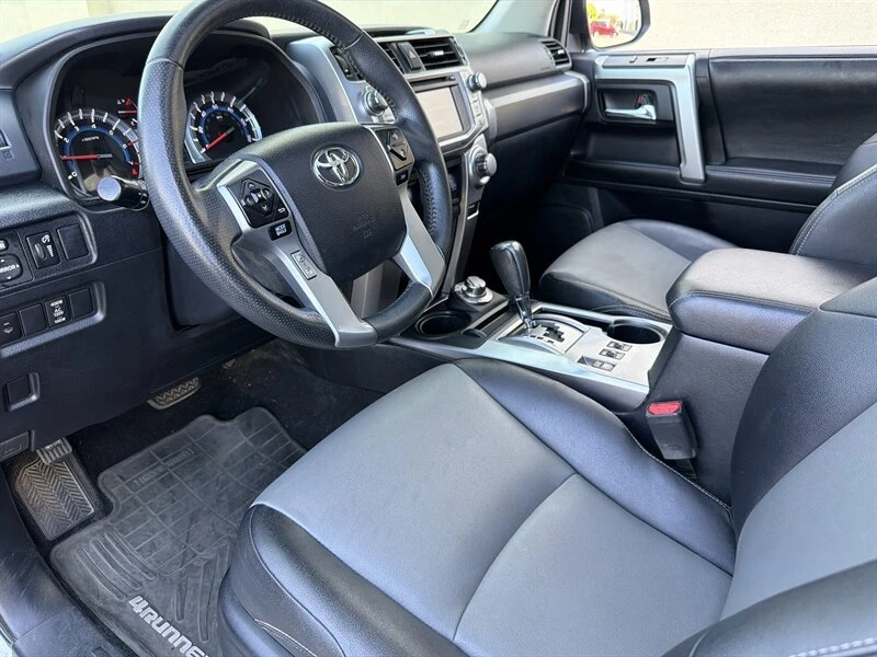 2014 Toyota 4Runner 5th Gen - Image 10 of 20