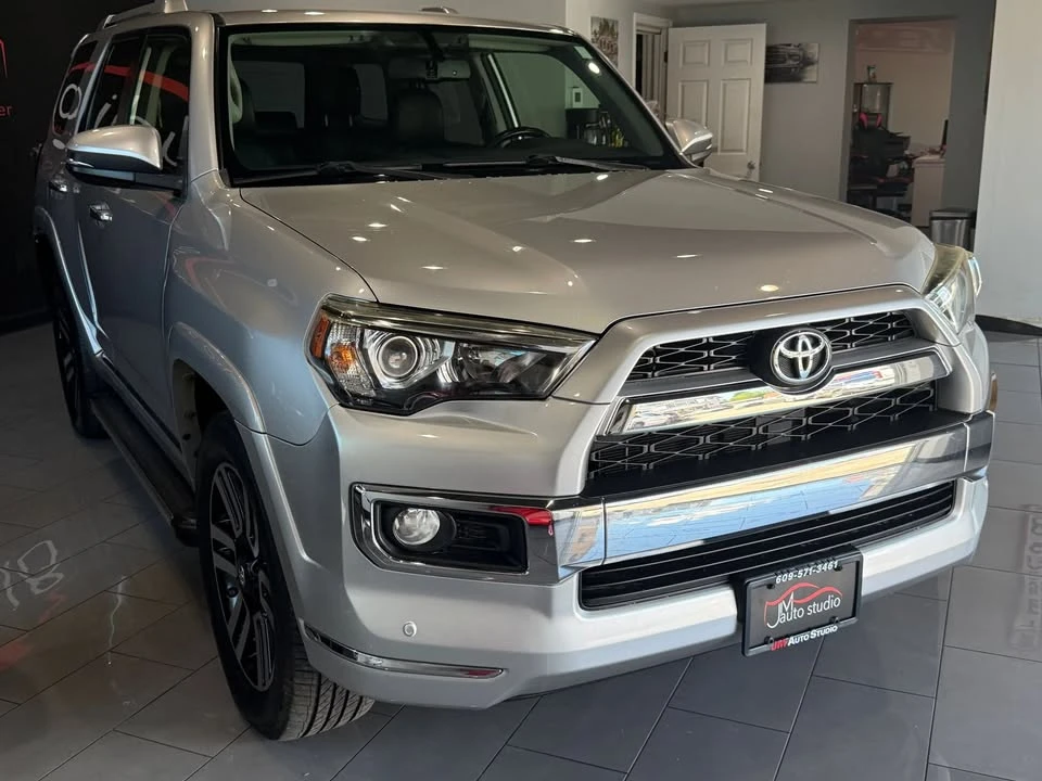 2014 Toyota 4Runner 5th Gen - Image 3 of 11