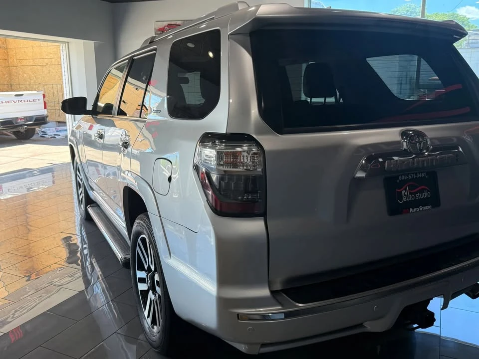 2014 Toyota 4Runner 5th Gen - Image 6 of 11