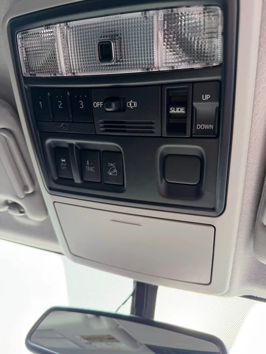 2014 Toyota 4Runner 5th Gen - Image 11 of 18