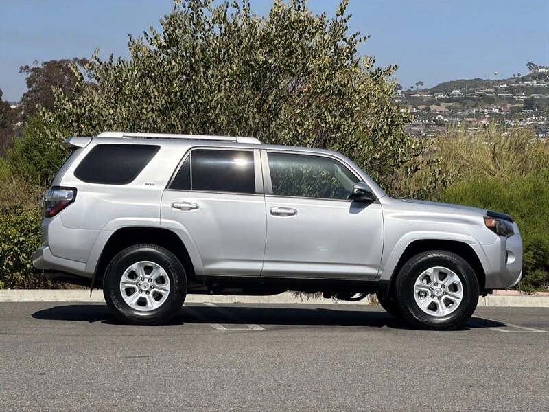 2014 Toyota 4Runner 5th Gen - Image 7 of 20