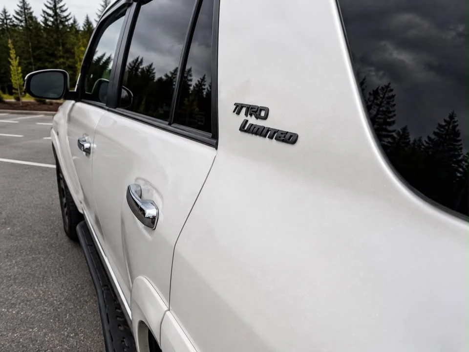 2014 Toyota 4Runner 5th Gen - Image 8 of 20