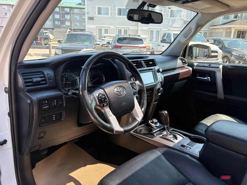 2014 Toyota 4Runner 5th Gen - Image 16 of 17