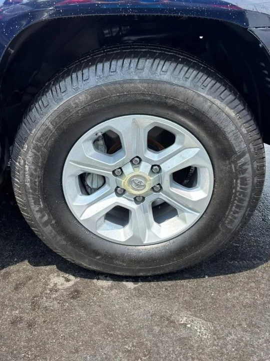 2014 Toyota 4Runner 5th Gen - Image 15 of 20