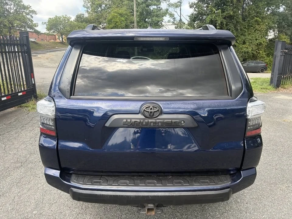2014 Toyota 4Runner 5th Gen - Image 10 of 20