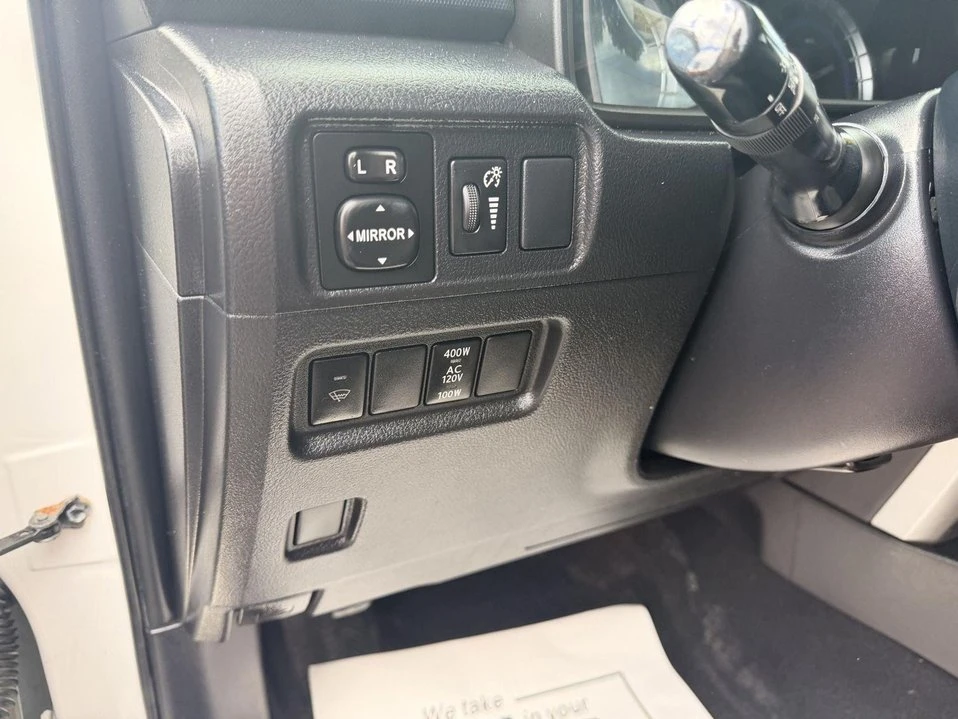 2014 Toyota 4Runner 5th Gen - Image 5 of 16
