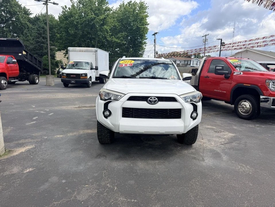 2014 Toyota 4Runner 5th Gen - Image 15 of 16