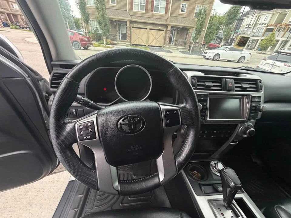 2014 Toyota 4Runner 5th Gen - Image 8 of 20