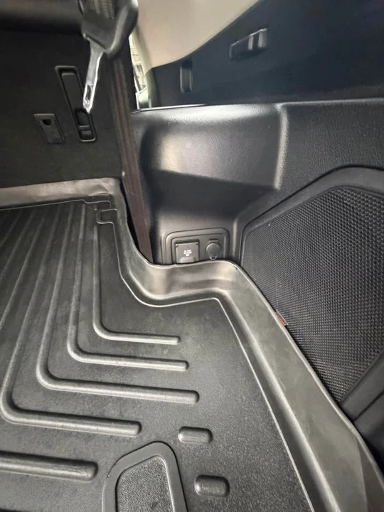 2014 Toyota 4Runner 5th Gen - Image 13 of 20