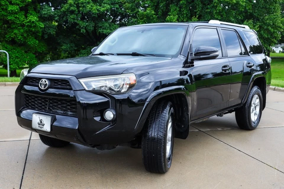 2014 Toyota 4Runner 5th Gen - Image 3 of 20