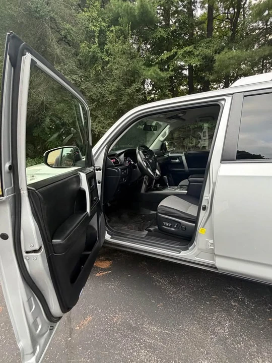 2014 Toyota 4Runner 5th Gen - Image 2 of 16