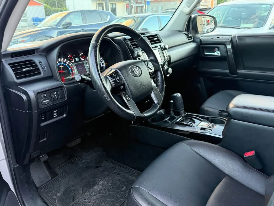2014 Toyota 4Runner 5th Gen - Image 10 of 20