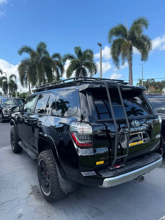 2014 Toyota 4Runner 5th Gen - Image 2 of 3