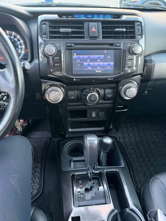 2014 Toyota 4Runner 5th Gen - Image 14 of 20
