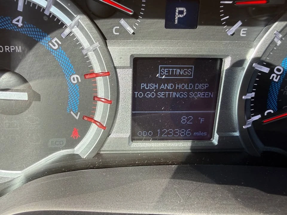 2014 Toyota 4Runner 5th Gen - Image 15 of 20