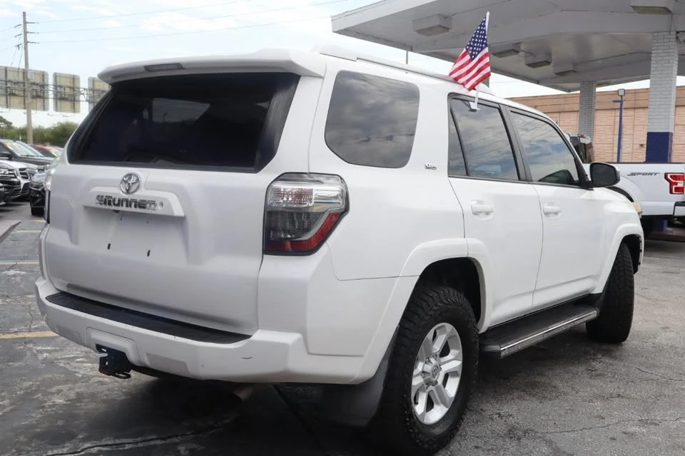 2014 Toyota 4Runner 5th Gen - Image 4 of 19