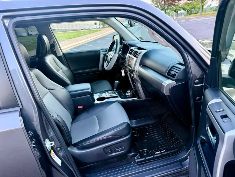 2014 Toyota 4Runner 5th Gen - Image 18 of 20