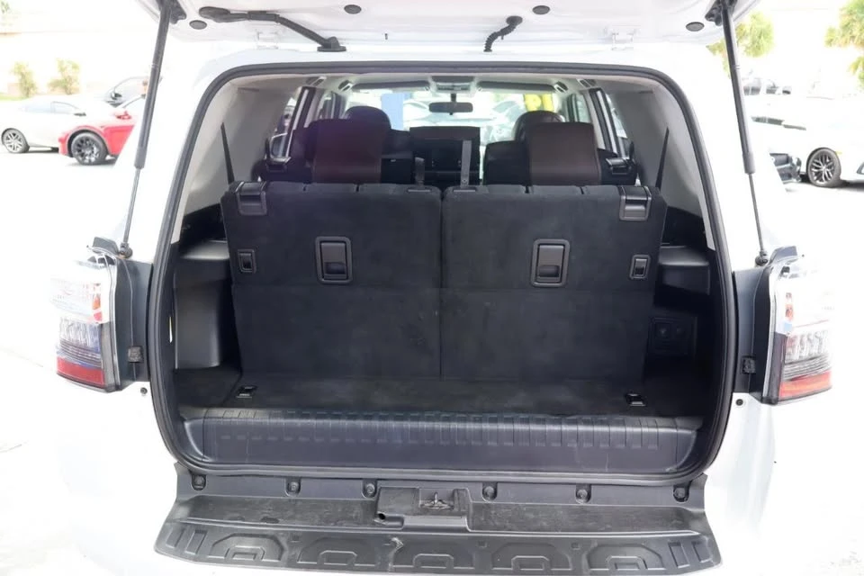 2014 Toyota 4Runner 5th Gen - Image 11 of 19