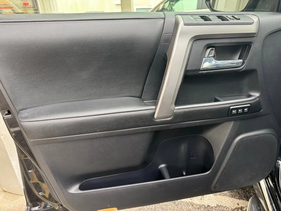 2014 Toyota 4Runner 5th Gen - Image 16 of 19