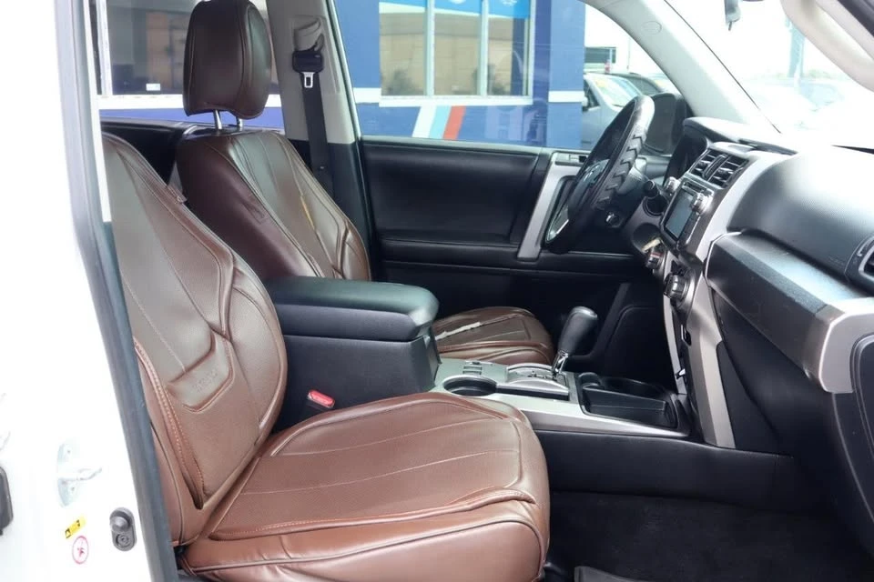 2014 Toyota 4Runner 5th Gen - Image 14 of 19