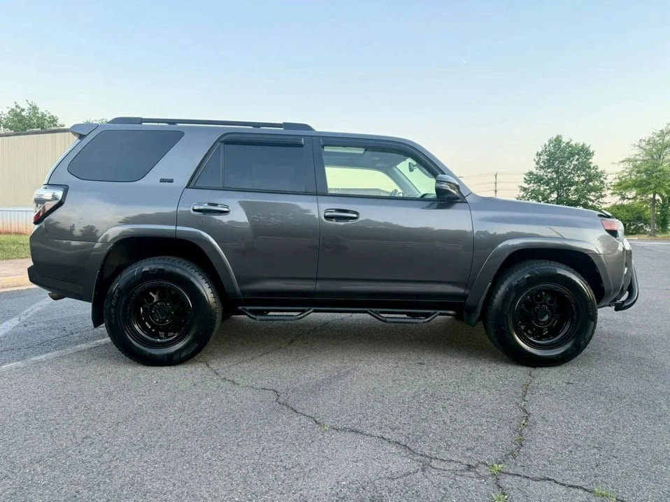 2014 Toyota 4Runner 5th Gen - Image 9 of 20