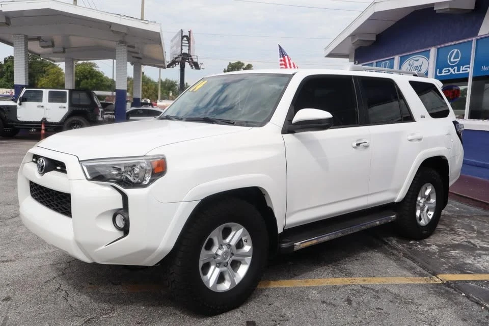 2014 Toyota 4Runner 5th Gen - Image 8 of 19